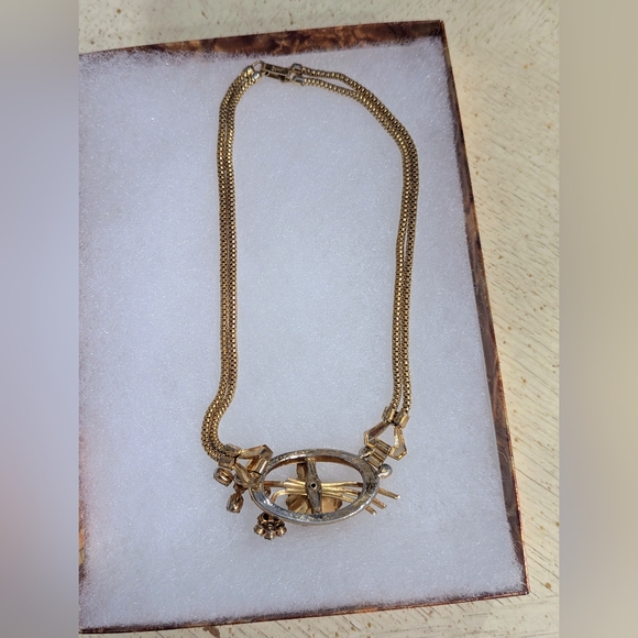 Vintage Coro Gold Necklace with Rose & Blue Details - Picture 3 of 3